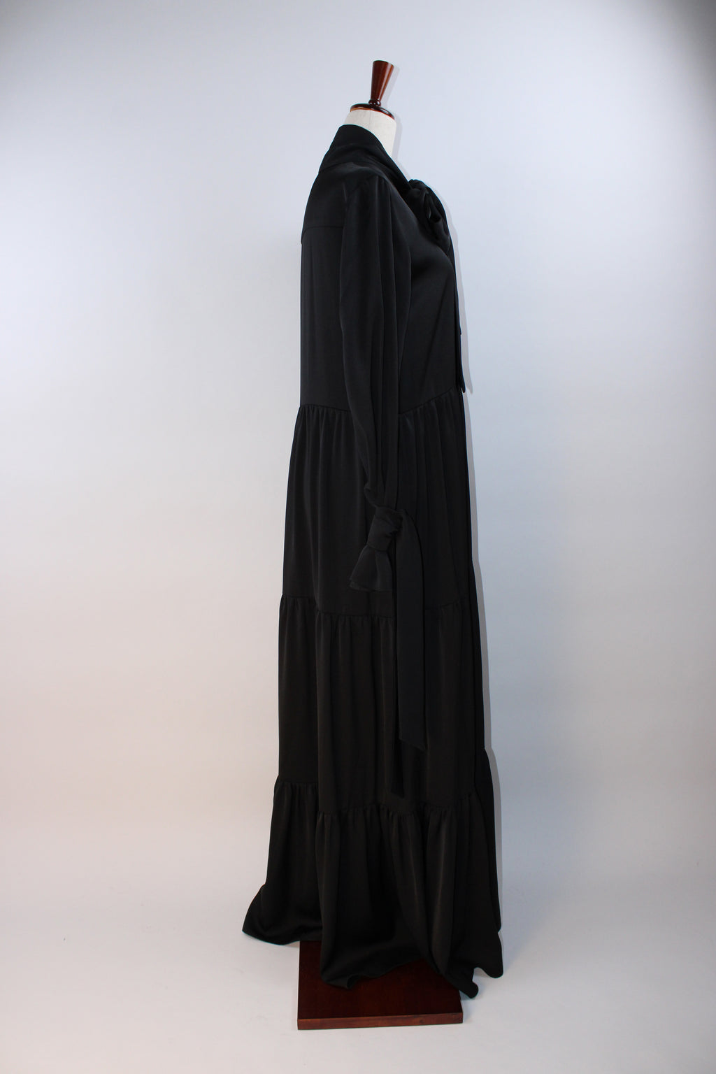 Bluzat Tiered Bow-Neck Maxi Dress