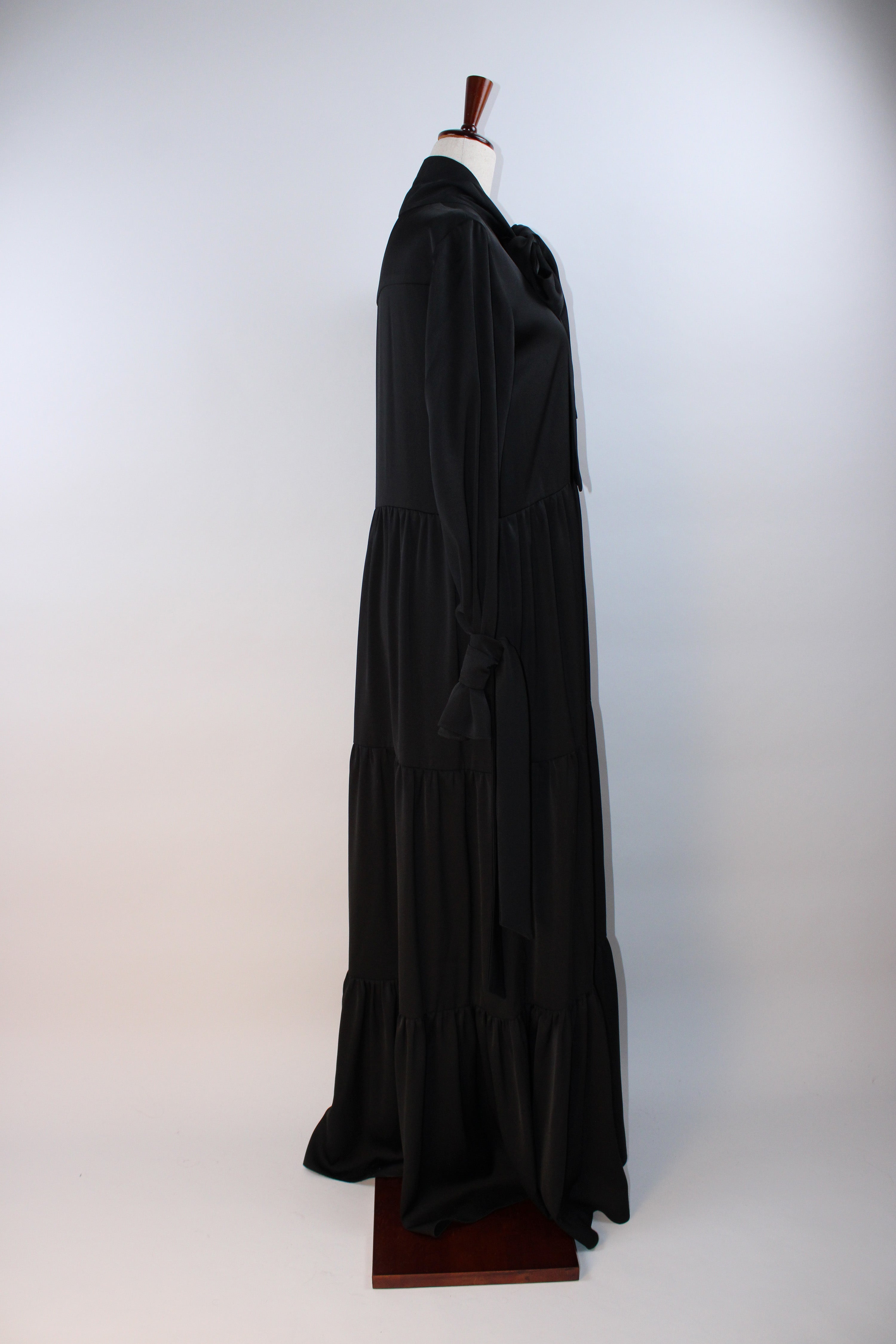 Bluzat Tiered Bow-Neck Maxi Dress
