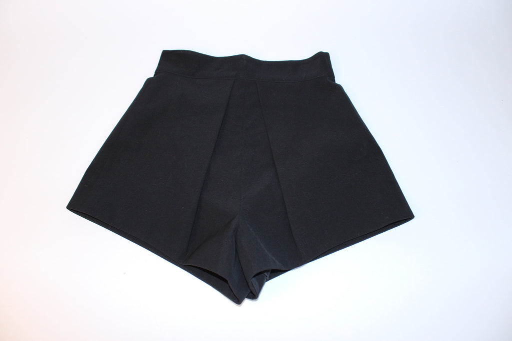 AQ/AQ black structured high waist shorts