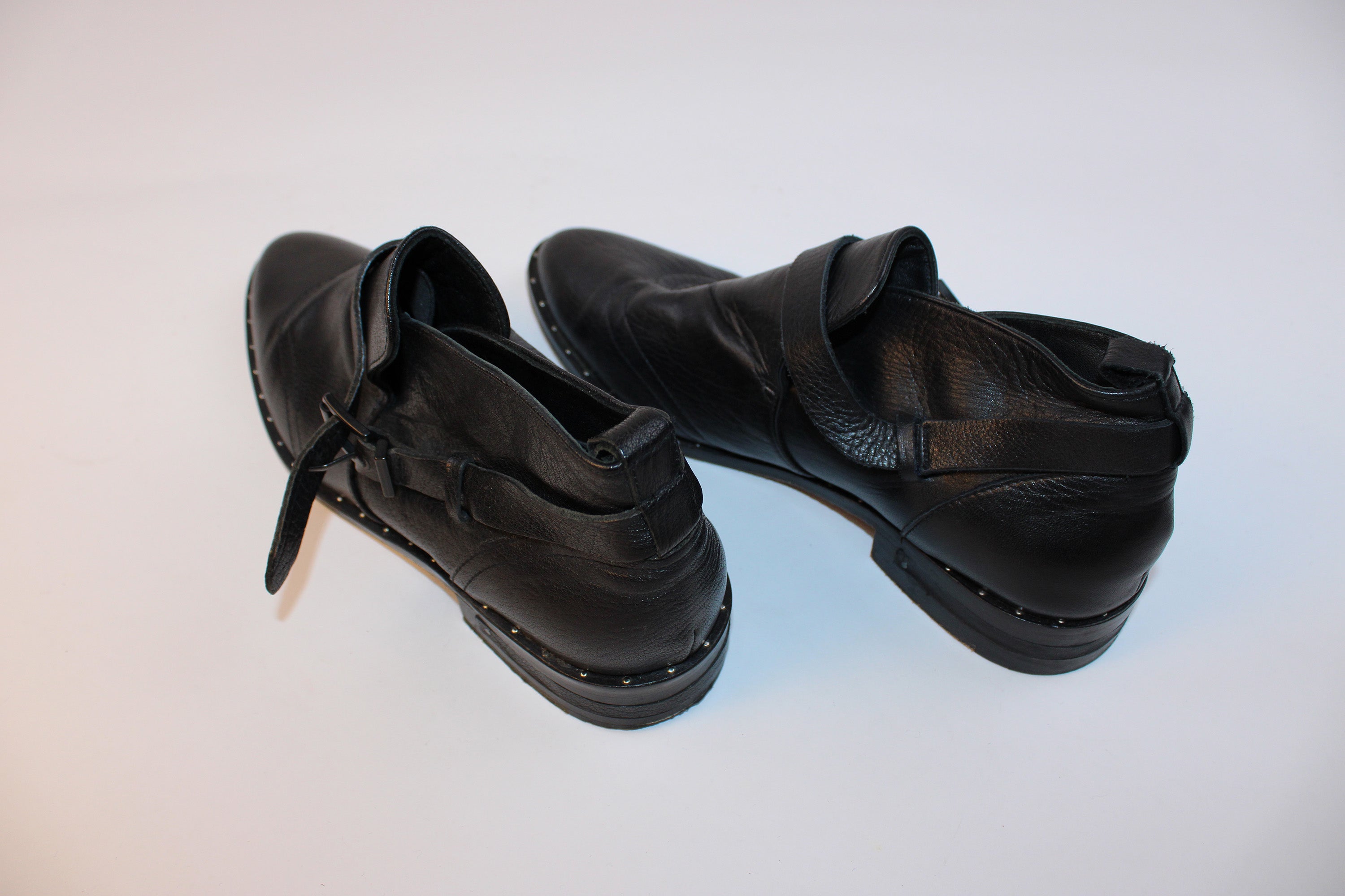Freda Salvador Black Leather Buckle Oxfords